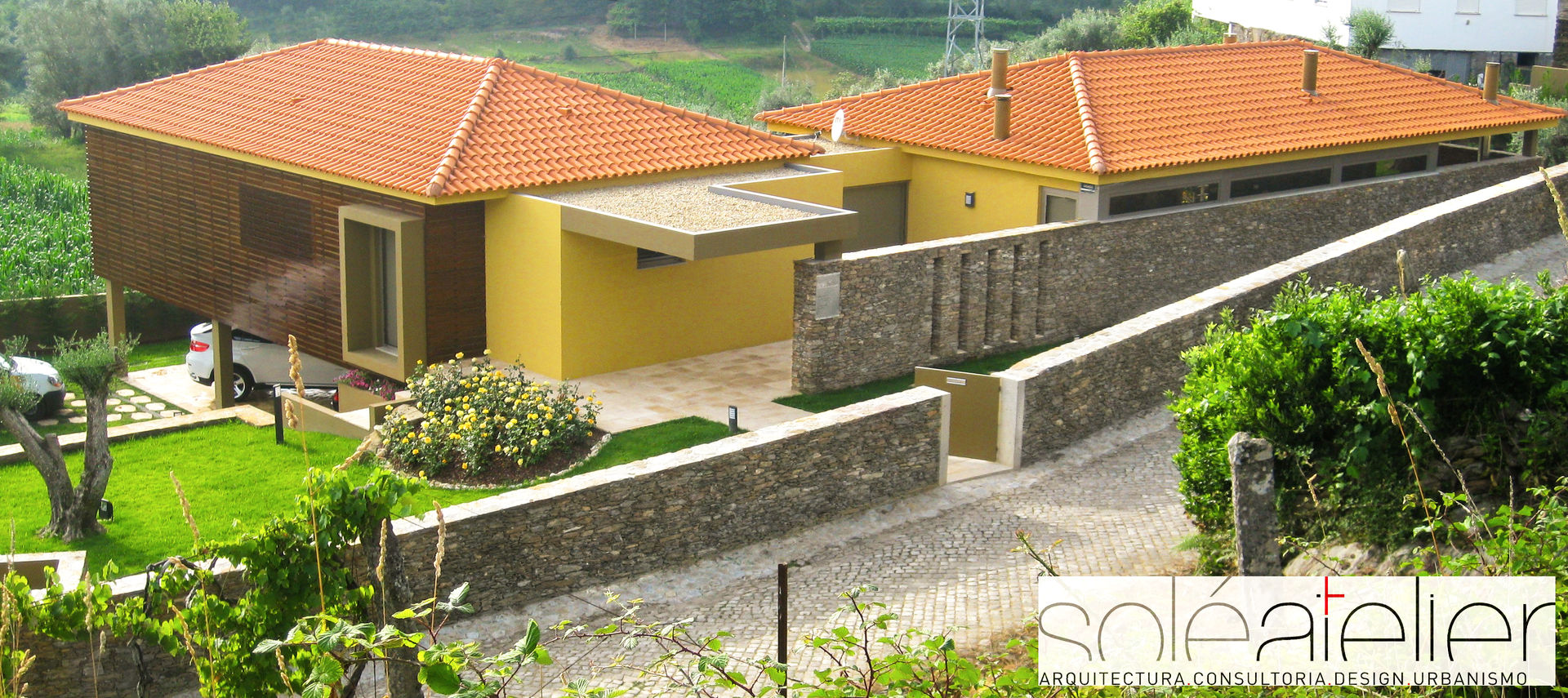 Casa de DÉM, Caminha, SOLE ATELIER, LDA SOLE ATELIER, LDA Rustic style houses