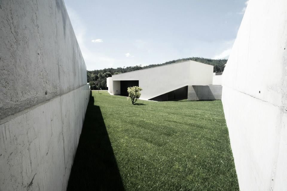 Casa Galegos, TRAMA arquitetos TRAMA arquitetos Modern houses