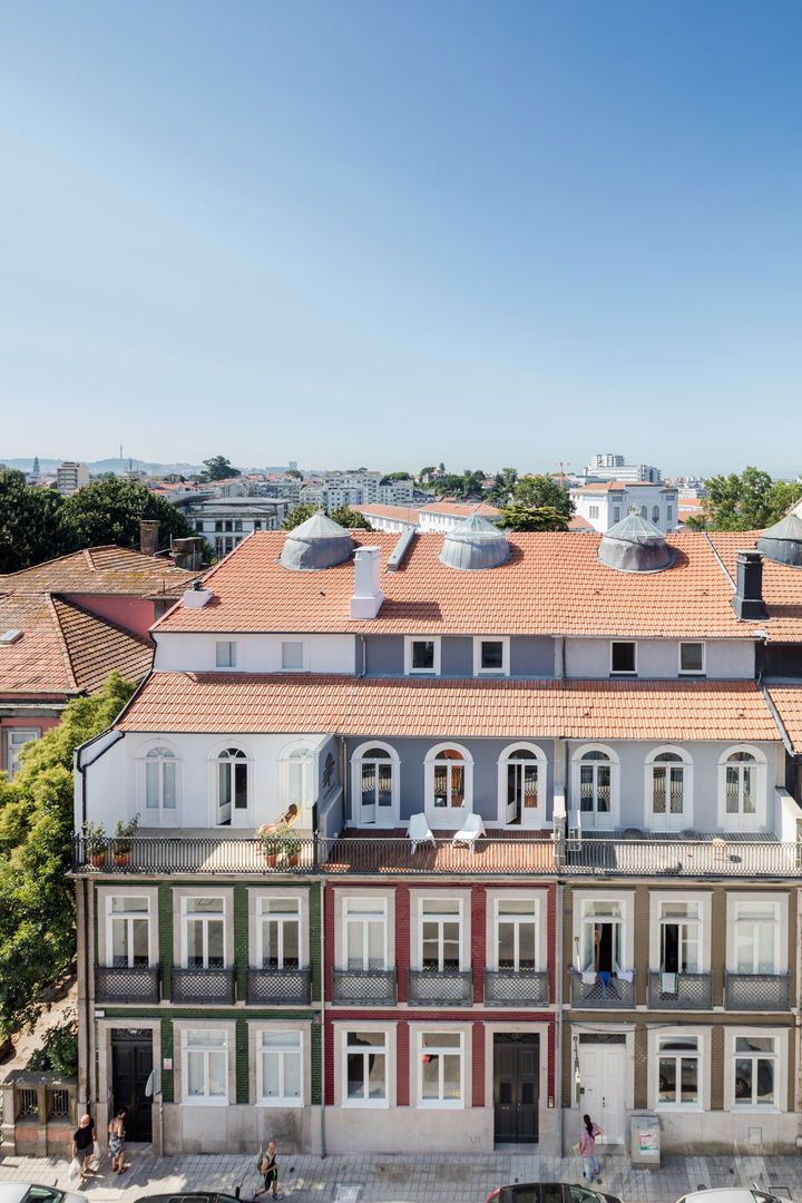 Reabilitação de edifício do séc. XIX, Ana Coelho Arq., Lda. Ana Coelho Arq., Lda. 상업공간 호텔