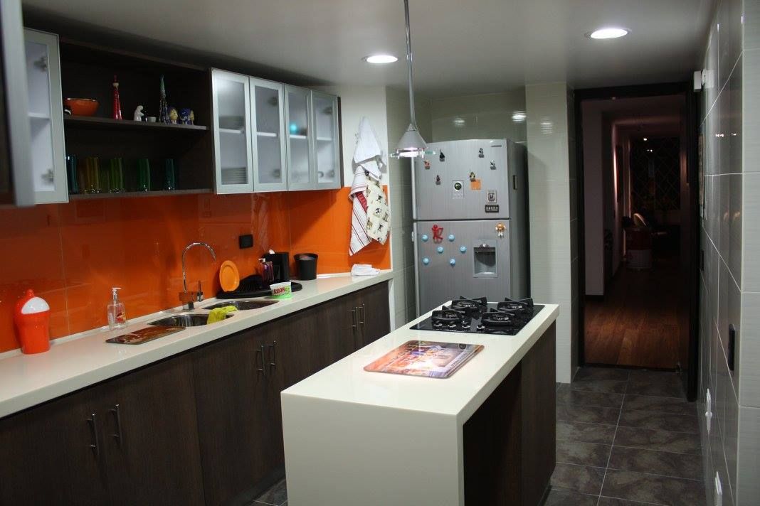 Remodelación de Apartamentos, Heritage Design Group Heritage Design Group مطبخ