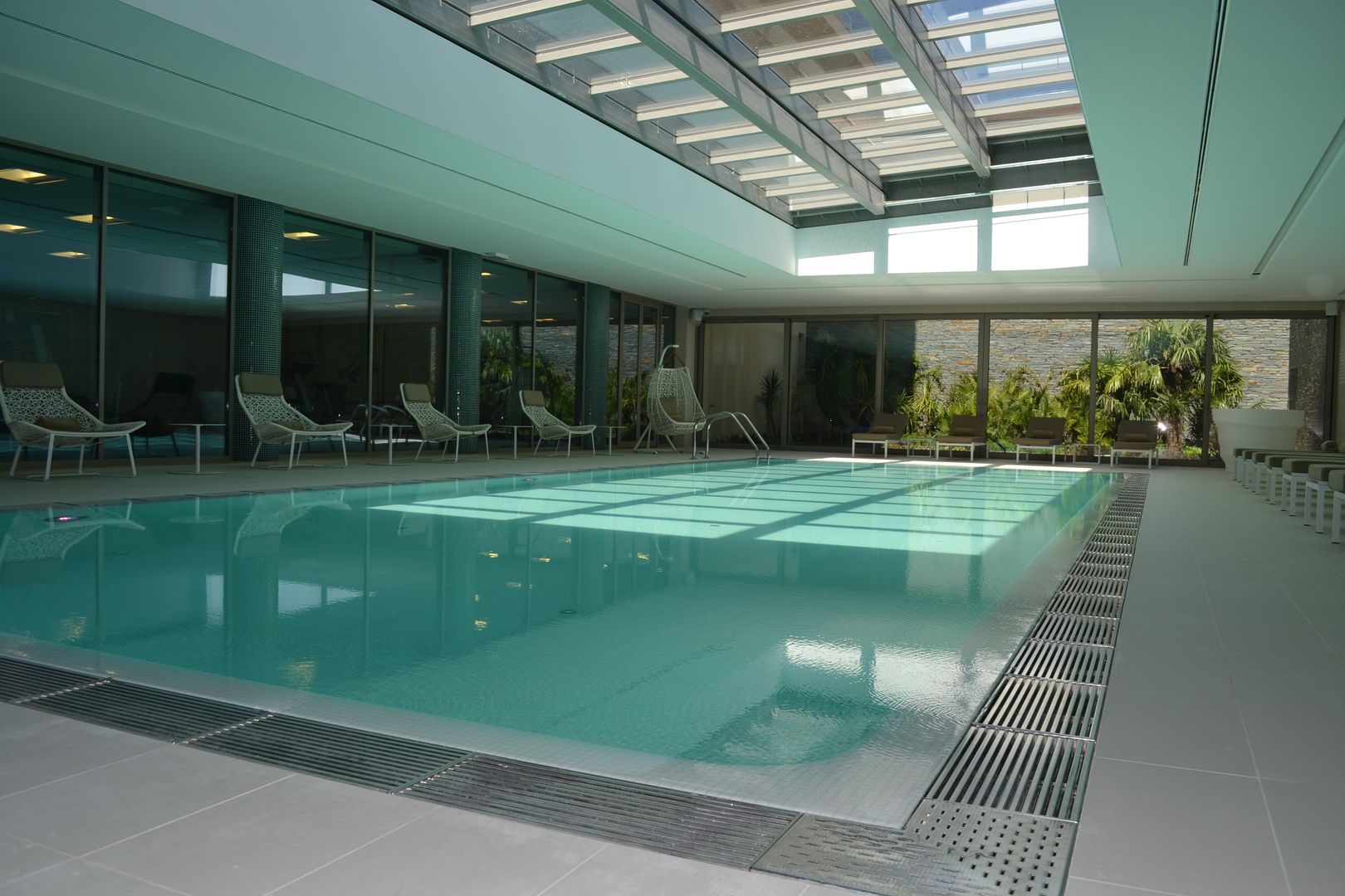 homify Piscinas modernas