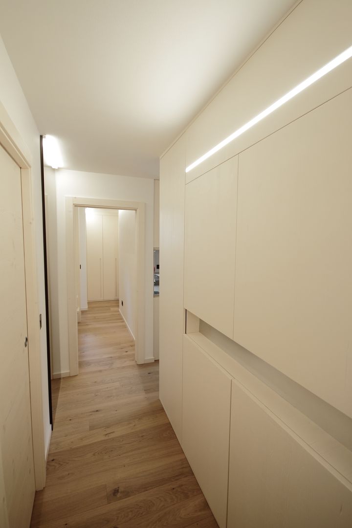 Progetti, luigi bello architetto luigi bello architetto Modern Corridor, Hallway and Staircase