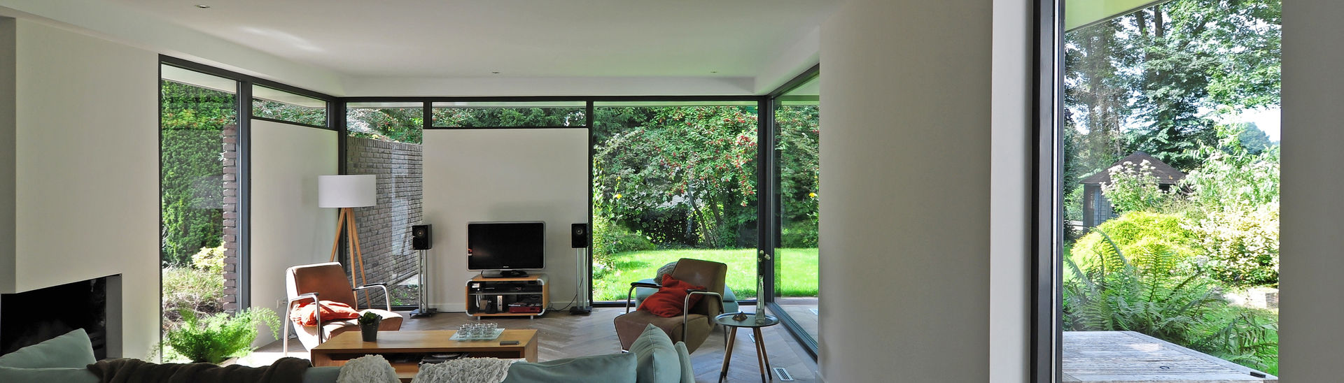 Restyle: Een bungalow van de jaren 70 straalt in nieuwe glans, Duoplan Doetinchem Architecten Duoplan Doetinchem Architecten