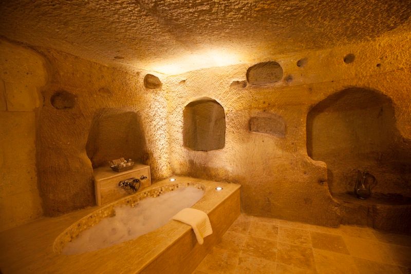 Muhittin Toker evi Öncesi ve Sonrası, Kayakapi Premium Caves - Cappadocia Kayakapi Premium Caves - Cappadocia Baños de estilo rústico