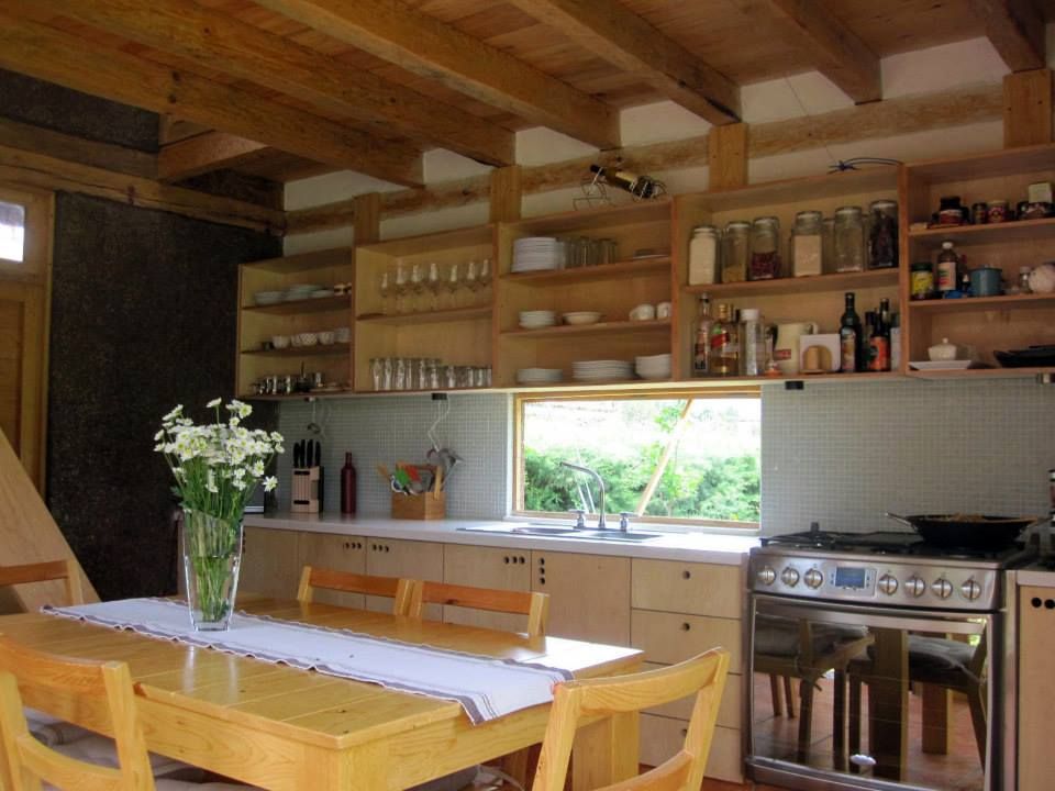 REFUGIO DE LAS MARIPOSAS, MORO TALLER DE ARQUITECTURA MORO TALLER DE ARQUITECTURA Rustic style kitchen