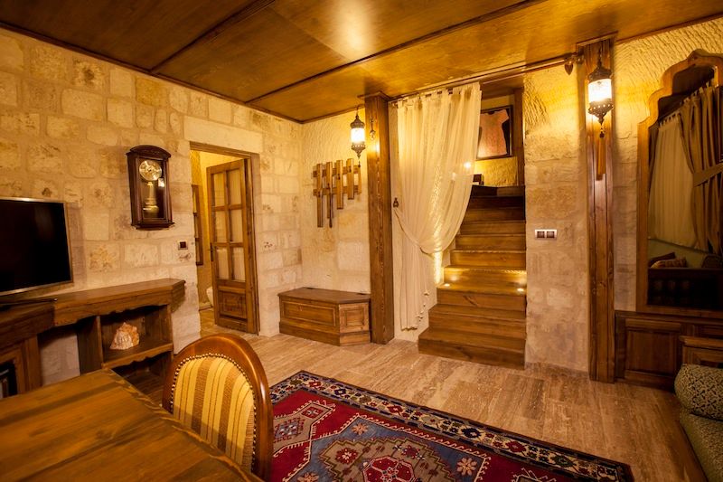 Kuşçular Konağı Öncesi Ve Sonrası, Kayakapi Premium Caves - Cappadocia Kayakapi Premium Caves - Cappadocia Rustic style living room