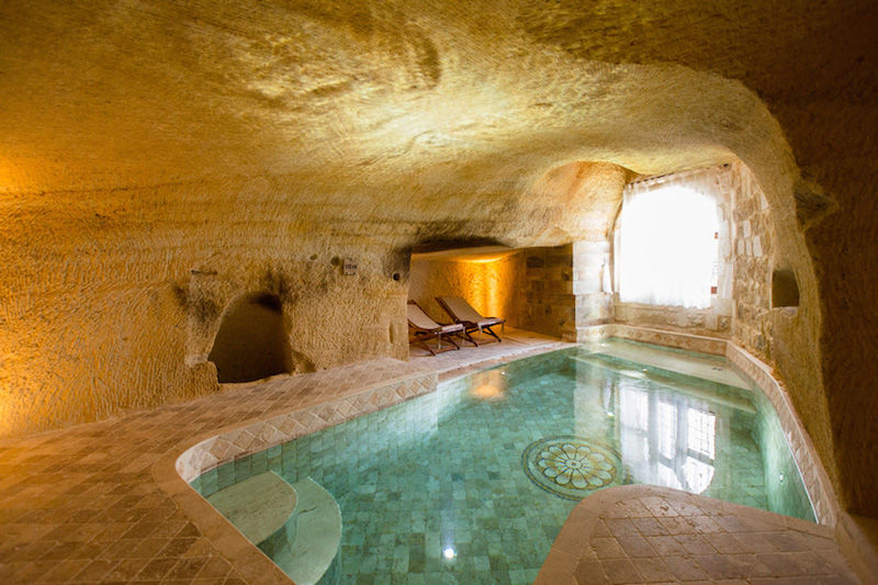 Muhittin Toker evi Öncesi ve Sonrası, Kayakapi Premium Caves - Cappadocia Kayakapi Premium Caves - Cappadocia Rustic style pool