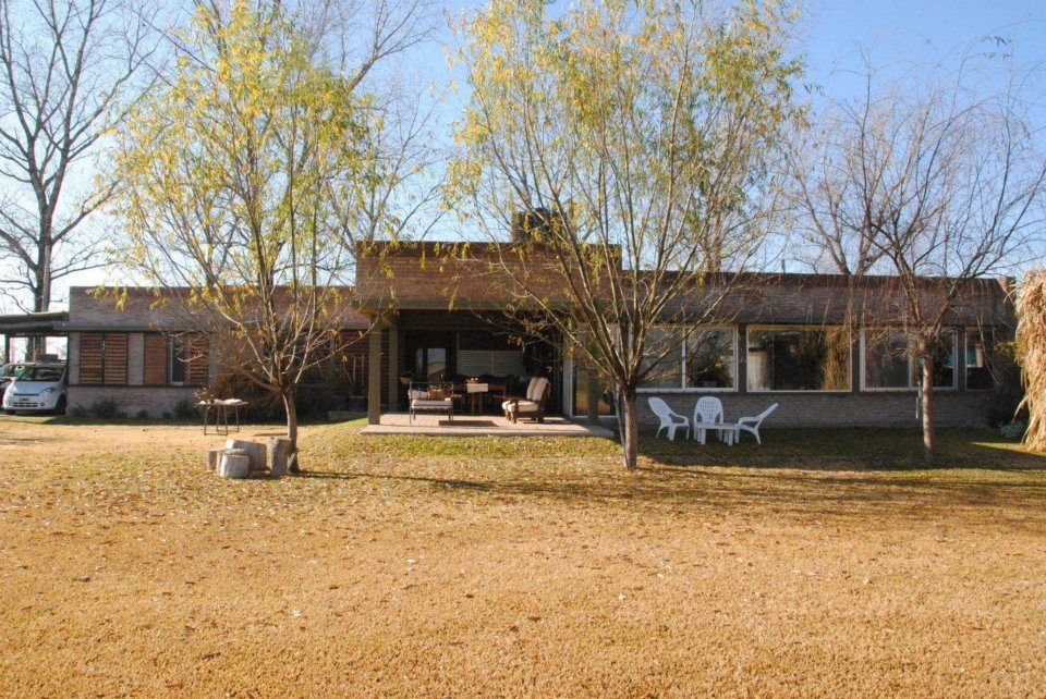 CASA ROLDAN Nº1, Arq. Luciano Altube Arq. Luciano Altube Country style house