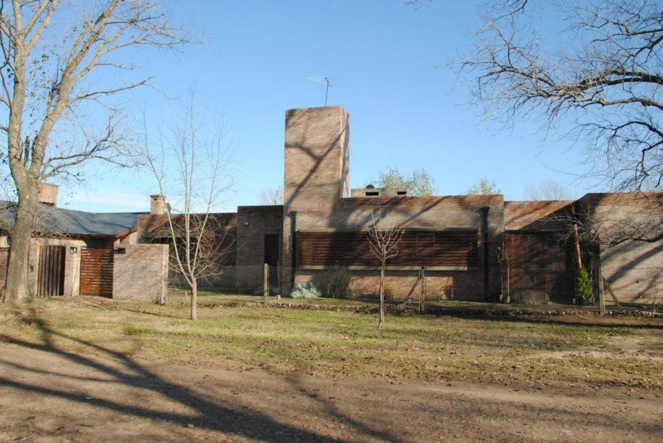 CASA ROLDAN Nº1, Arq. Luciano Altube Arq. Luciano Altube Casas rurales