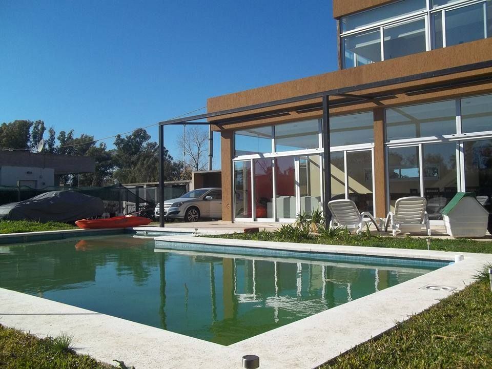 Vivienda Unifamiliar BºDon Carlos, concepturbano concepturbano Kolam Renang Modern