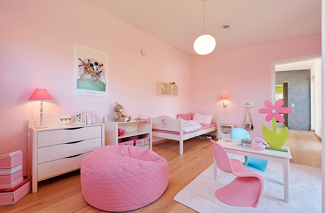 LUXHAUS Musterhaus Georgensgmünd, Lopez-Fotodesign Lopez-Fotodesign Modern Çocuk Odası