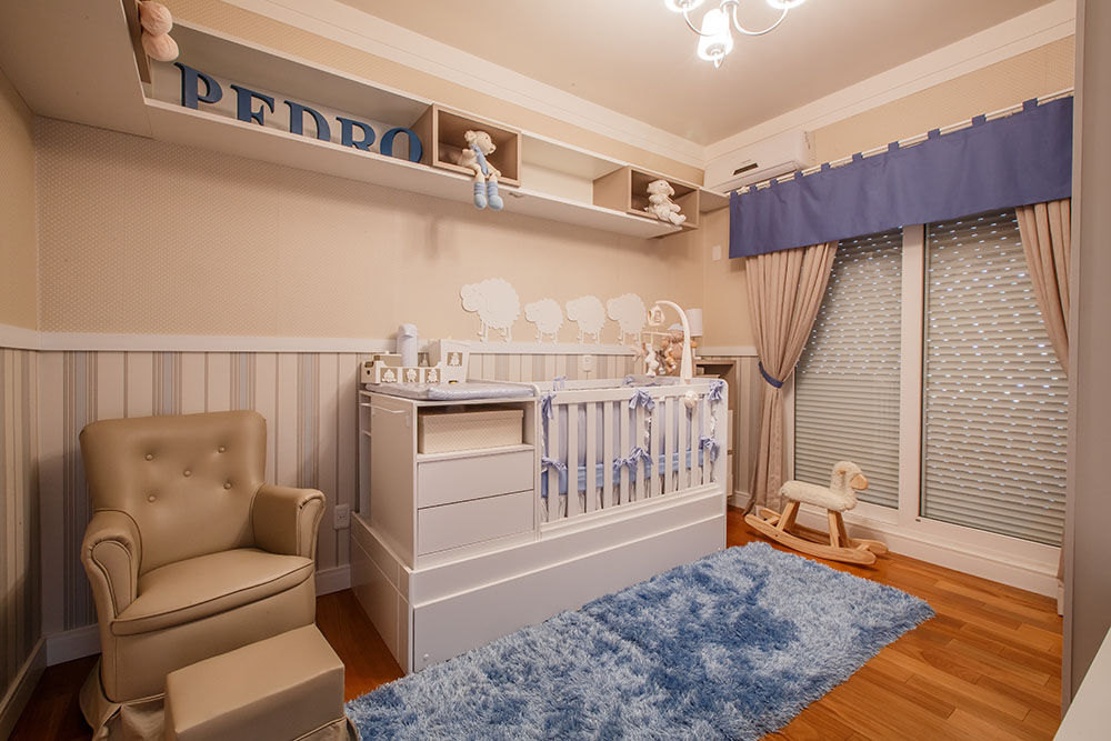 homify Modern nursery/kids room