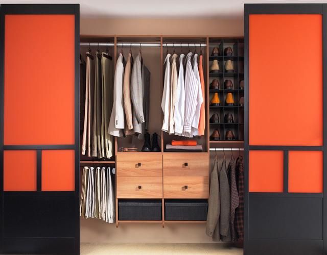 Wooden Wardrobes, S.R. Buildtech – The Gharexperts S.R. Buildtech – The Gharexperts Salones de estilo asiático Alacenas y aparadores