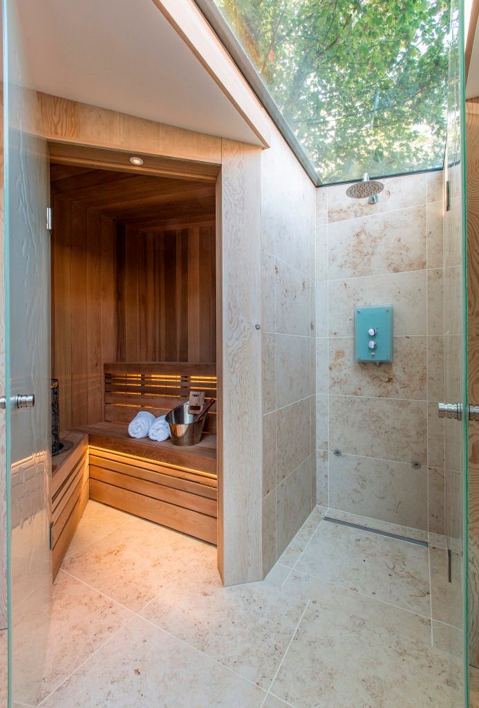 Folio Design | The Garden Room | Sauna & 'Outdoor' Shower KSR Architects & Interior Designers Spas de estilo moderno