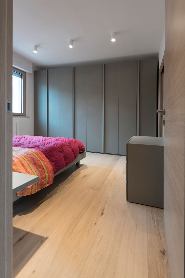 Villa a schiera Roma, Laura Galli Architetto Laura Galli Architetto Modern Bedroom