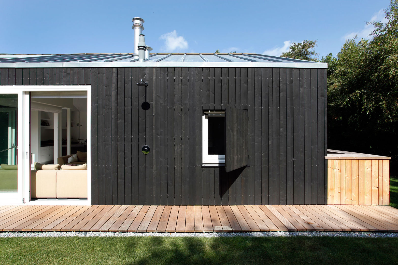 Vakantiewoning Cornelisse, Schiermonnikoog, De Zwarte Hond De Zwarte Hond Scandinavische huizen Hout Hout