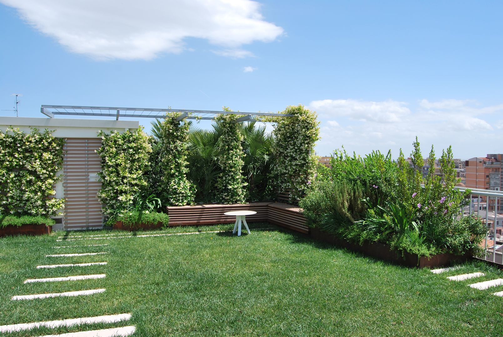 Tetto Giardino Optima Giardini Pensili a Foggia., Febo Garden landscape designers Febo Garden landscape designers