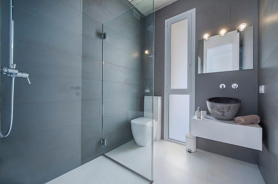 VIVIENDA UNIFAMILIAR EN BARCARÉS, MARÈS ARQUITECTURA MARÈS ARQUITECTURA Modern Banyo