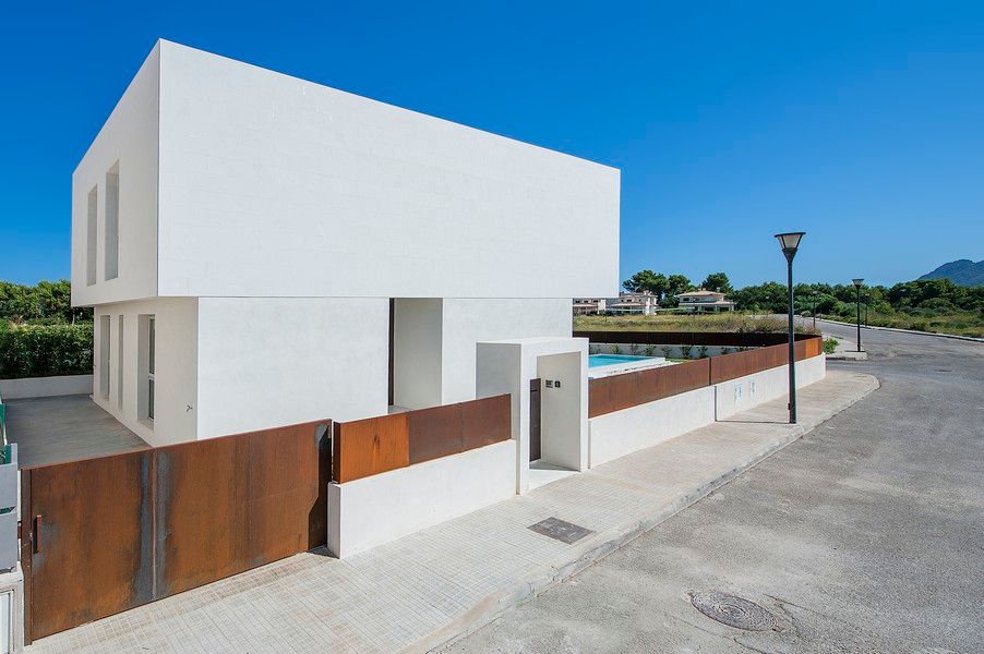 VIVIENDA UNIFAMILIAR EN BARCARÉS, MARÈS ARQUITECTURA MARÈS ARQUITECTURA Moderne Häuser