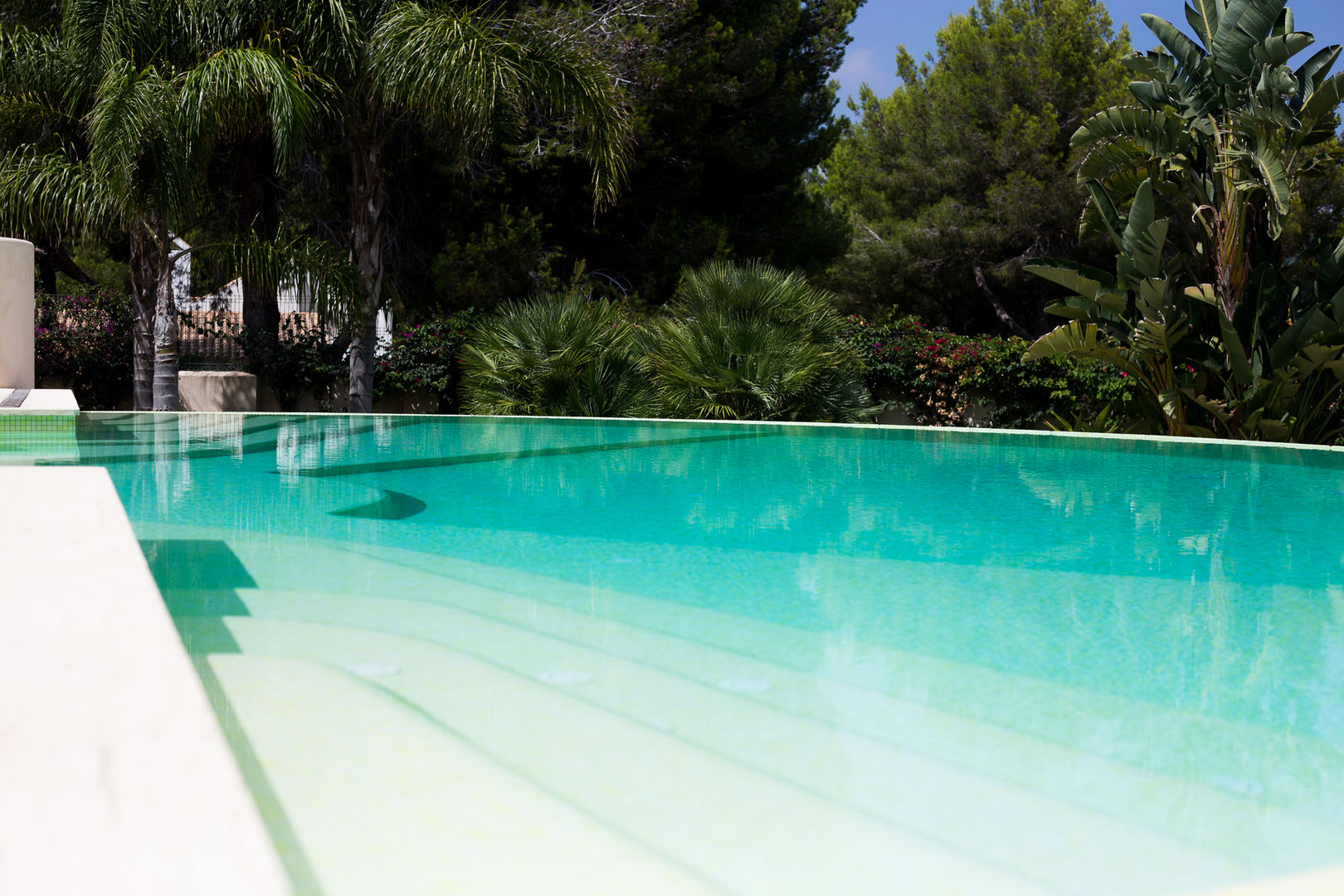 VIVIENDA. SOL DE MALLORCA, Bibiana Lattuca Bibiana Lattuca 泳池