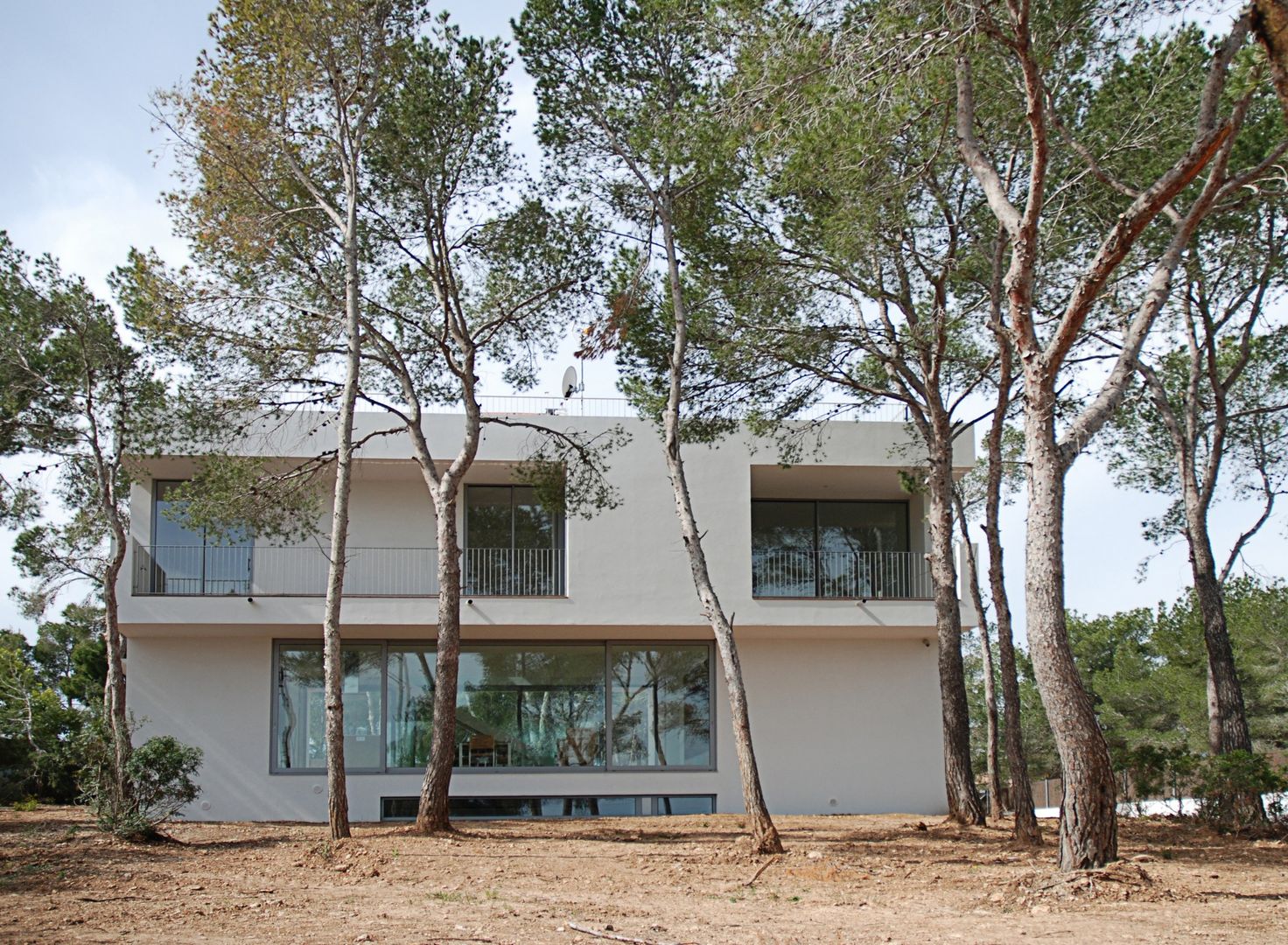 CASA PINEDA - VIVIENDA UNIFAMILIAR, MARÈS ARQUITECTURA MARÈS ARQUITECTURA Nhà