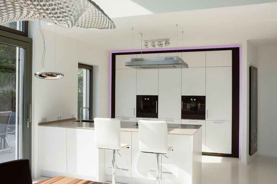 Smart Home 2KR, in_design architektur in_design architektur Modern kitchen