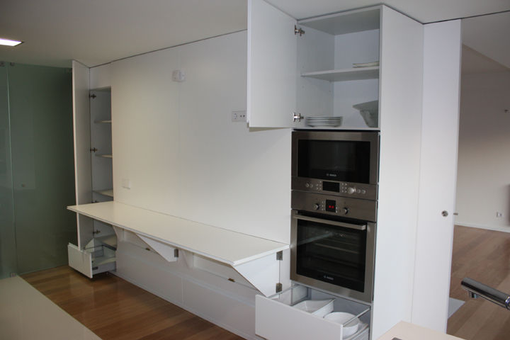 Remodelação Apartamento, sergiovazsousaarquiteto sergiovazsousaarquiteto Cuisine minimaliste