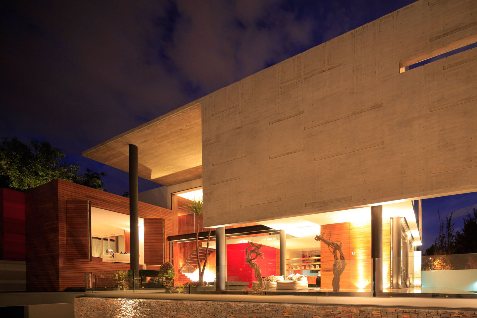 Casa Rinconada Echauri Morales Arquitectos Balcones y terrazas de estilo minimalista