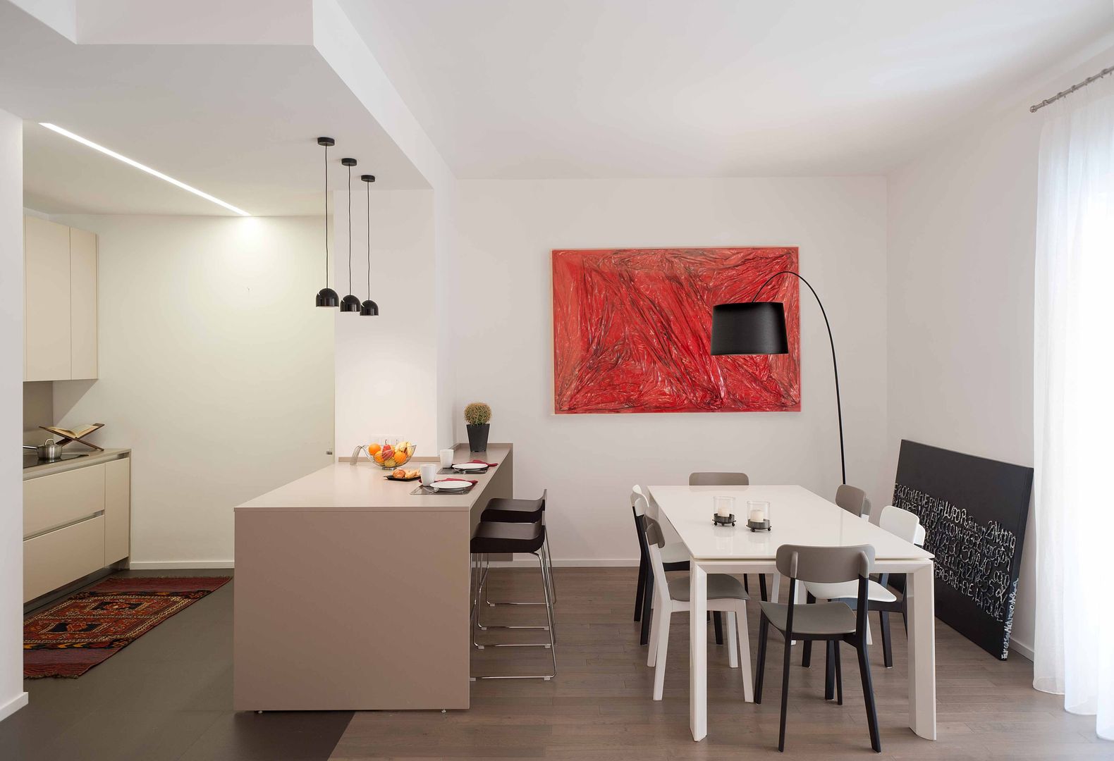 Ristrutturazione di un appartamento a Napoli, architetto Lorella Casola architetto Lorella Casola Minimalist dining room