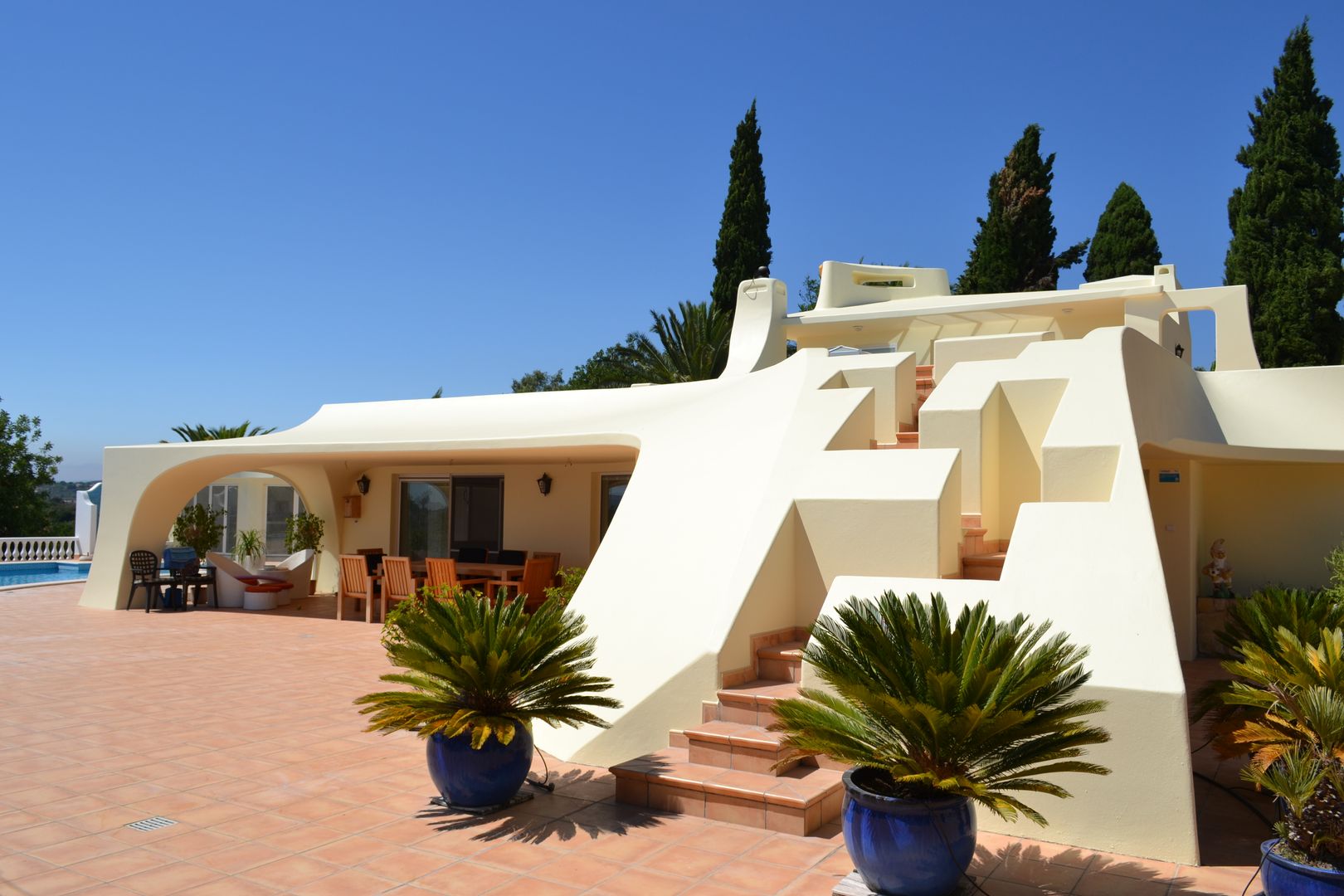 Exterior Renovation RenoBuild Algarve Casas de estilo mediterráneo