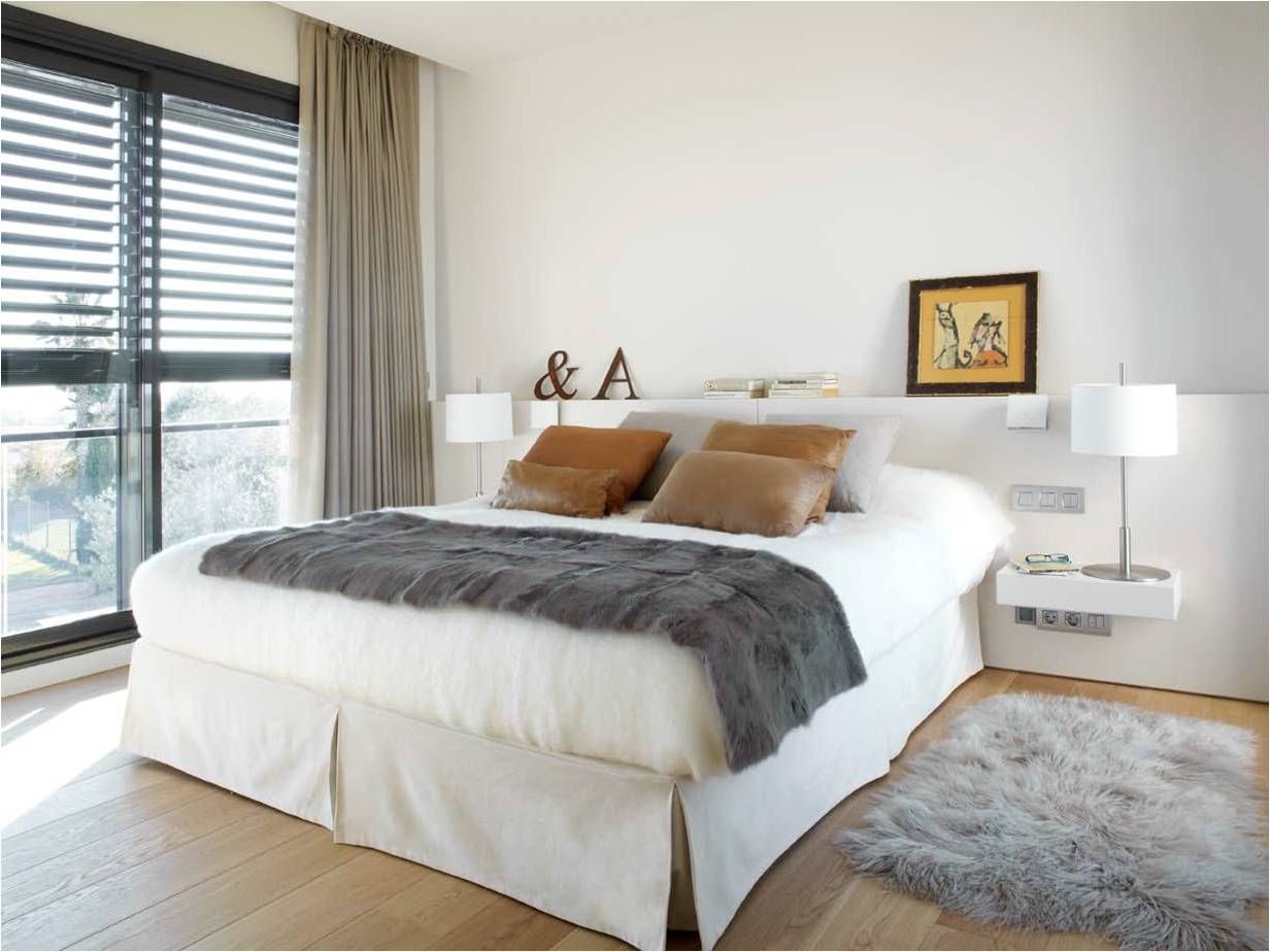 8 VILLAS GOLF PERELADA (GIRONA), ruiz narvaiza associats sl ruiz narvaiza associats sl Modern style bedroom