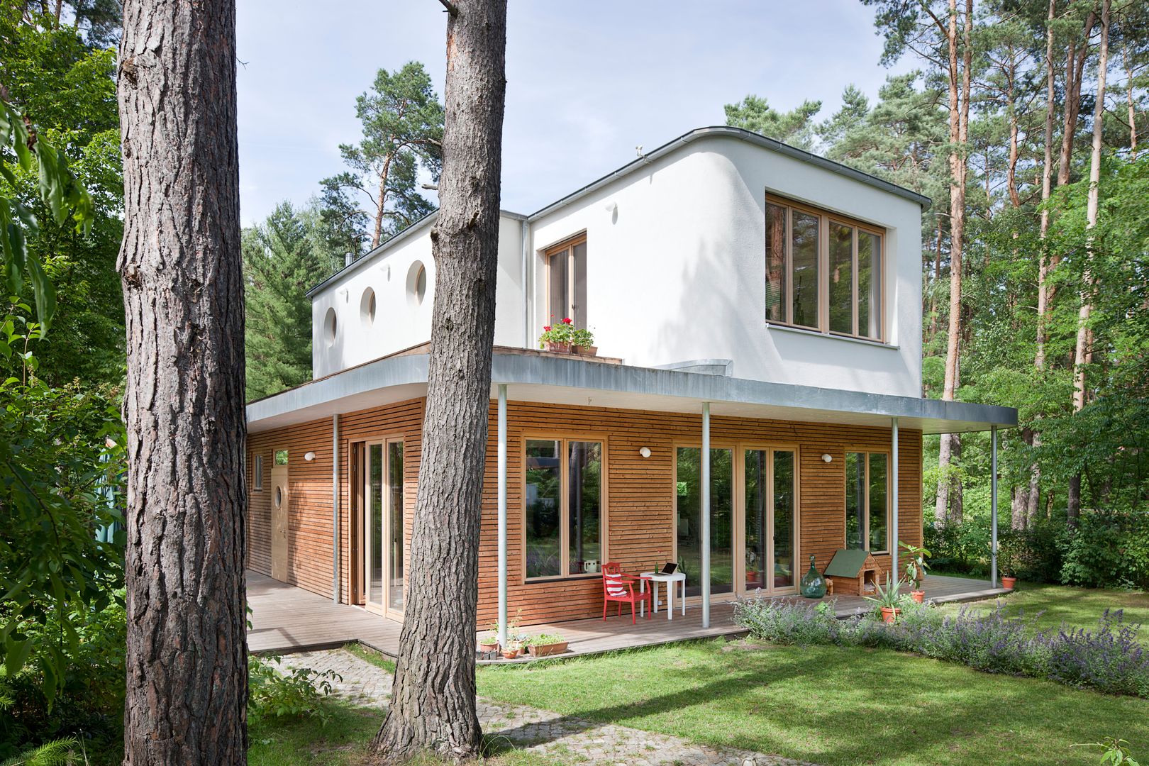 Atelierhaus in Königswusterhausen , Müllers Büro Müllers Büro Eklektik Evler