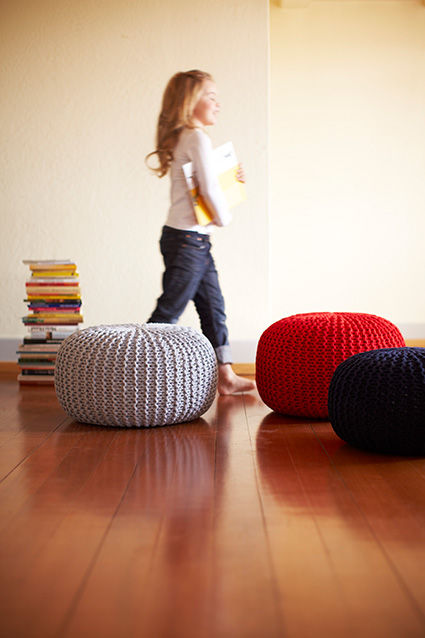Der Pouf das Sitzkissen, Knit Kit GmbH Knit Kit GmbH Modern living room Stools & chairs