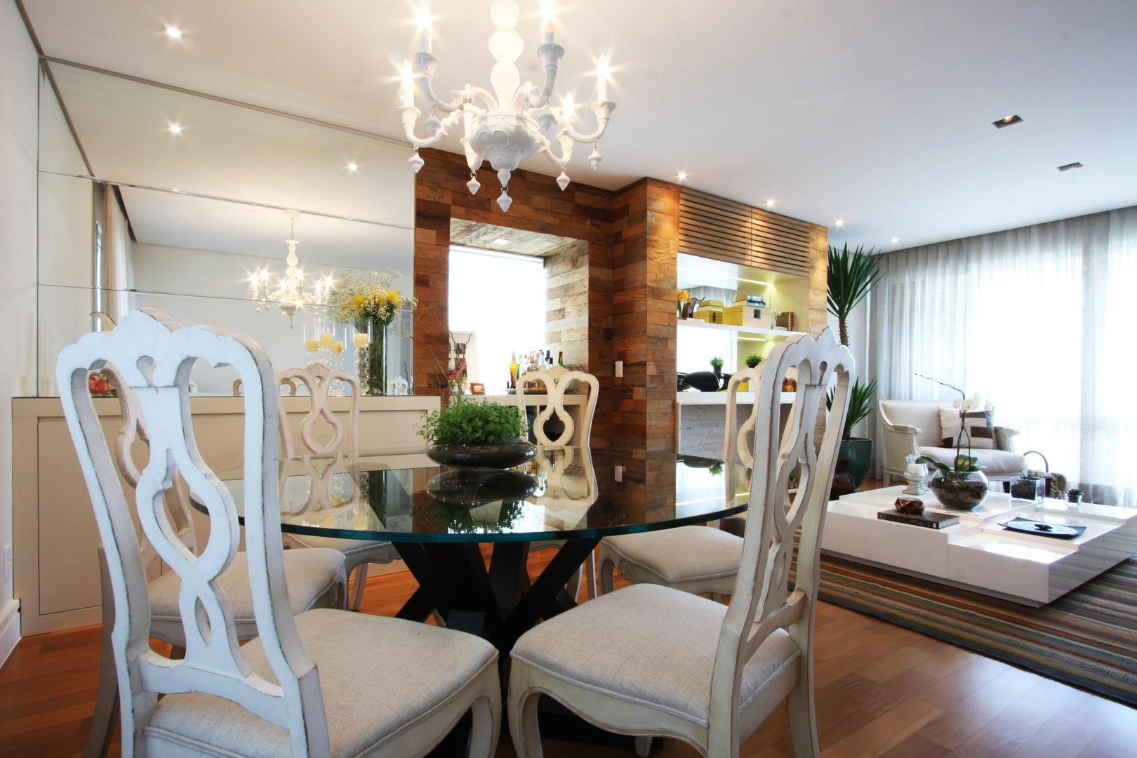 Apartamento Pinheiros 2, Officina44 Officina44 Modern Dining Room