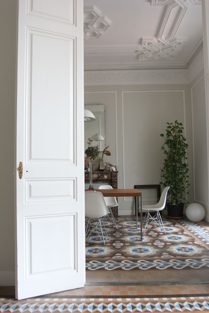 homify Mediterranean style dining room