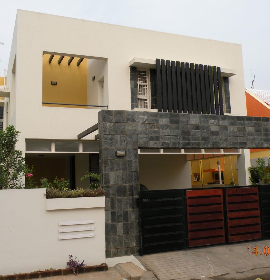 Prashanth's Residence, ICON design studio ICON design studio Nowoczesne domy