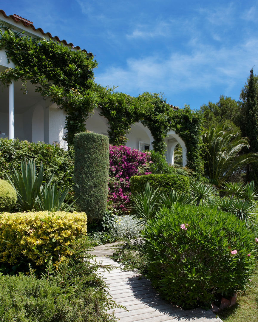 Jardin mediterráneo , ruiz narvaiza associats sl ruiz narvaiza associats sl Jardin méditerranéen