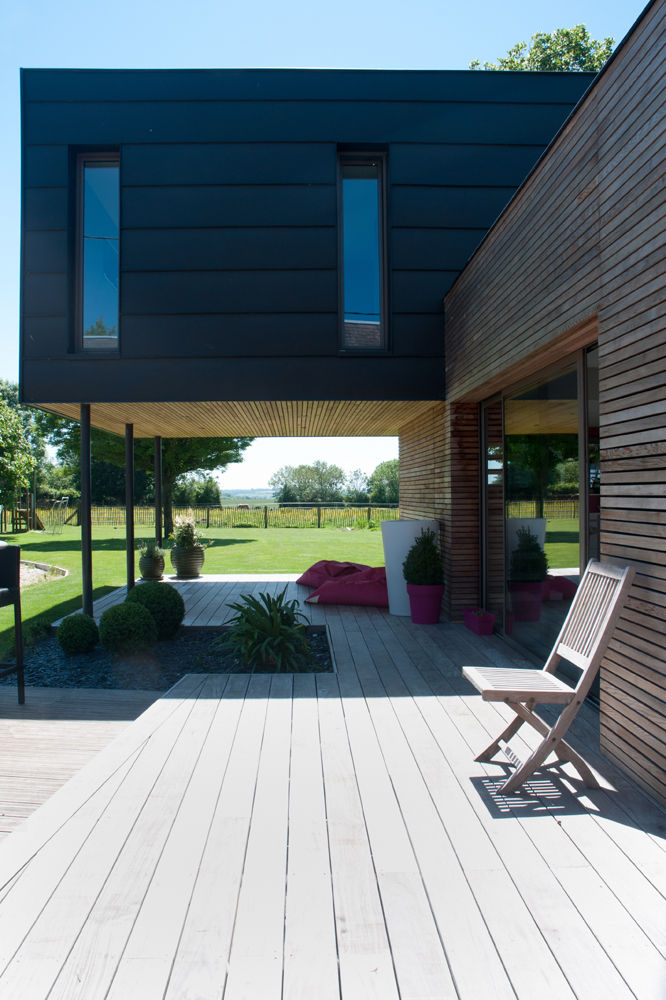 Extension d'une longère en Picardie, Atelier d'Architecture Marc Lafagne, architecte dplg Atelier d'Architecture Marc Lafagne, architecte dplg Casas de estilo moderno