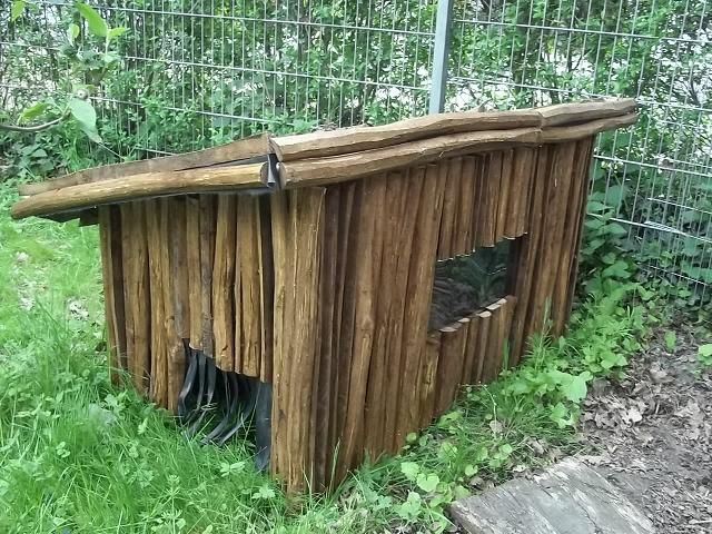 Kleintierhaus von GREGOR-DESIGN Gregor-Design Rustikaler Garten Holz Holznachbildung Accessoires und Dekoration