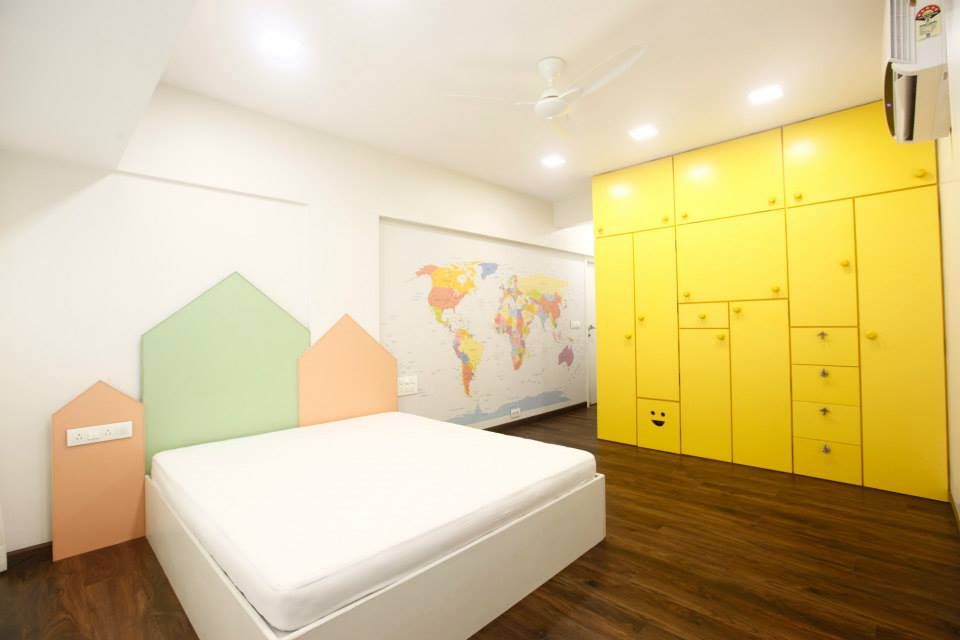 Khar Residence, SwitchOver Studio SwitchOver Studio Dormitorios modernos: Ideas, imágenes y decoración