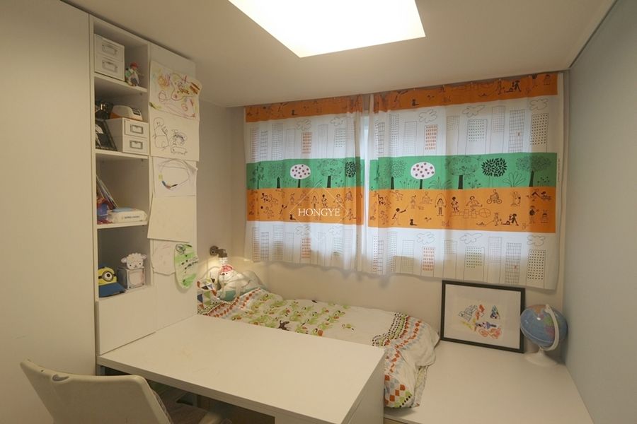 북유럽느낌 물씬 20평 빌라 인테리어, 홍예디자인 홍예디자인 Scandinavian style nursery/kids room