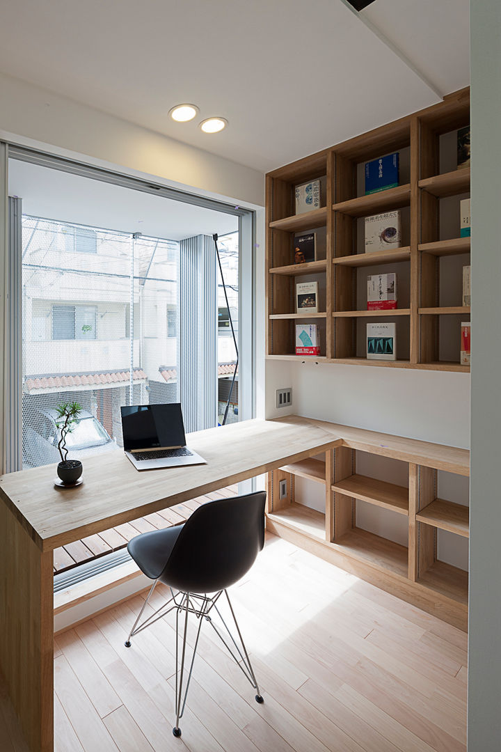 うなぎの寝床, 築紡｜根來宏典 築紡｜根來宏典 Modern Study Room and Home Office Wood Wood effect