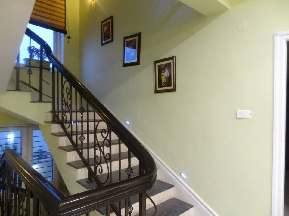 Victorian interiors., Freelance Designer Freelance Designer Modern corridor, hallway & stairs