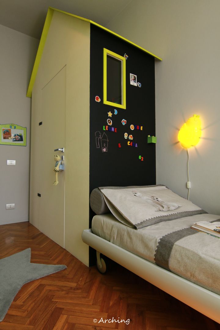 Il ranocchio e la casetta, Arching - Architettura d'interni & home staging Arching - Architettura d'interni & home staging Modern nursery/kids room