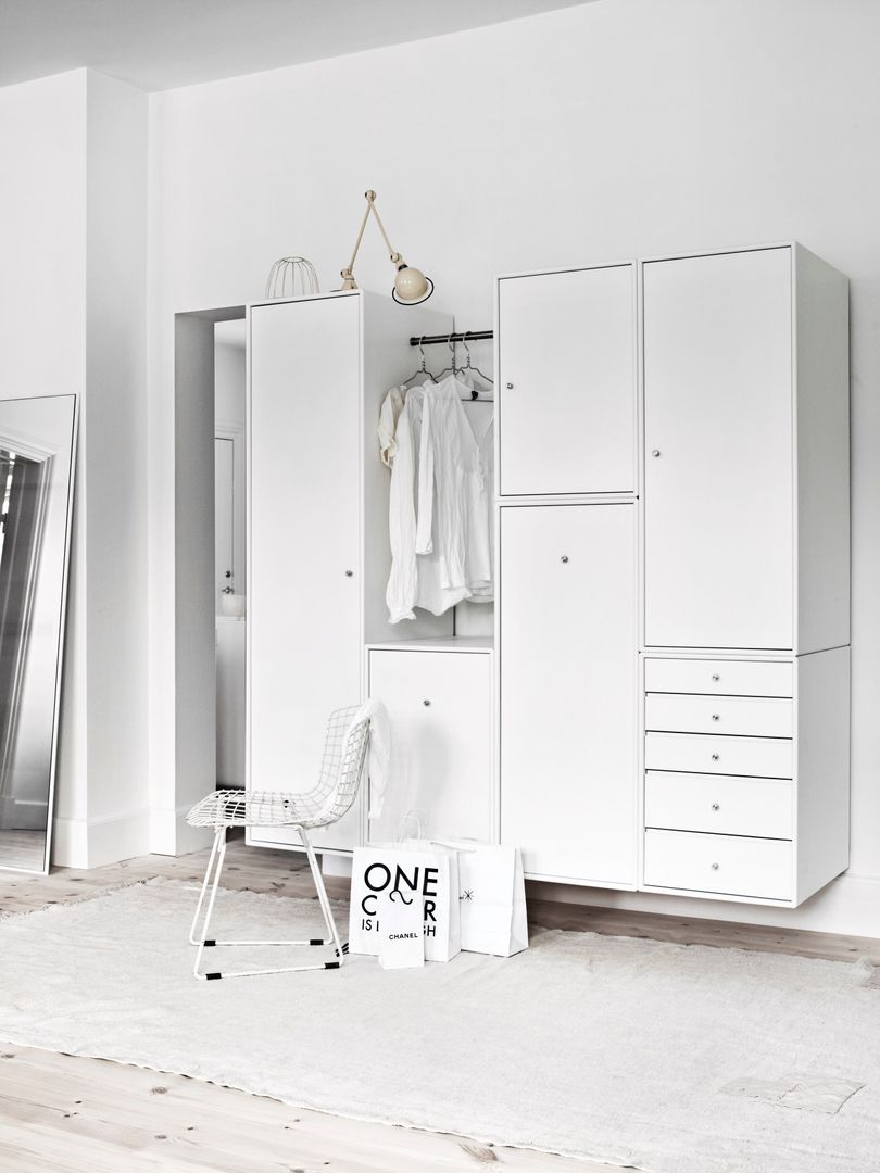 Dressing, Montana A/s Montana A/s Scandinavian style dressing room Wardrobes & drawers