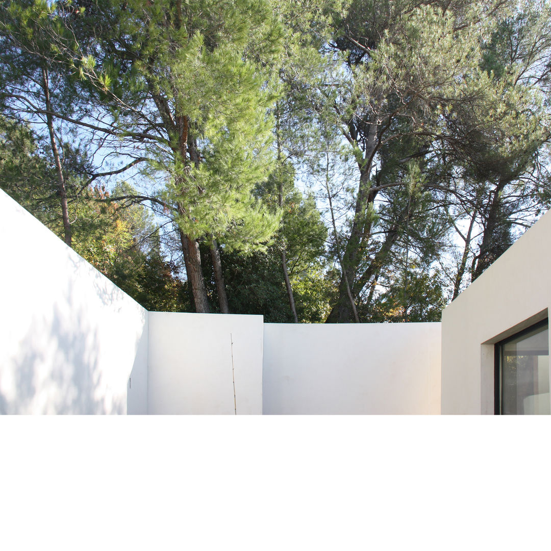 Maison Luynes, Atelier-Calas Atelier-Calas Modern houses