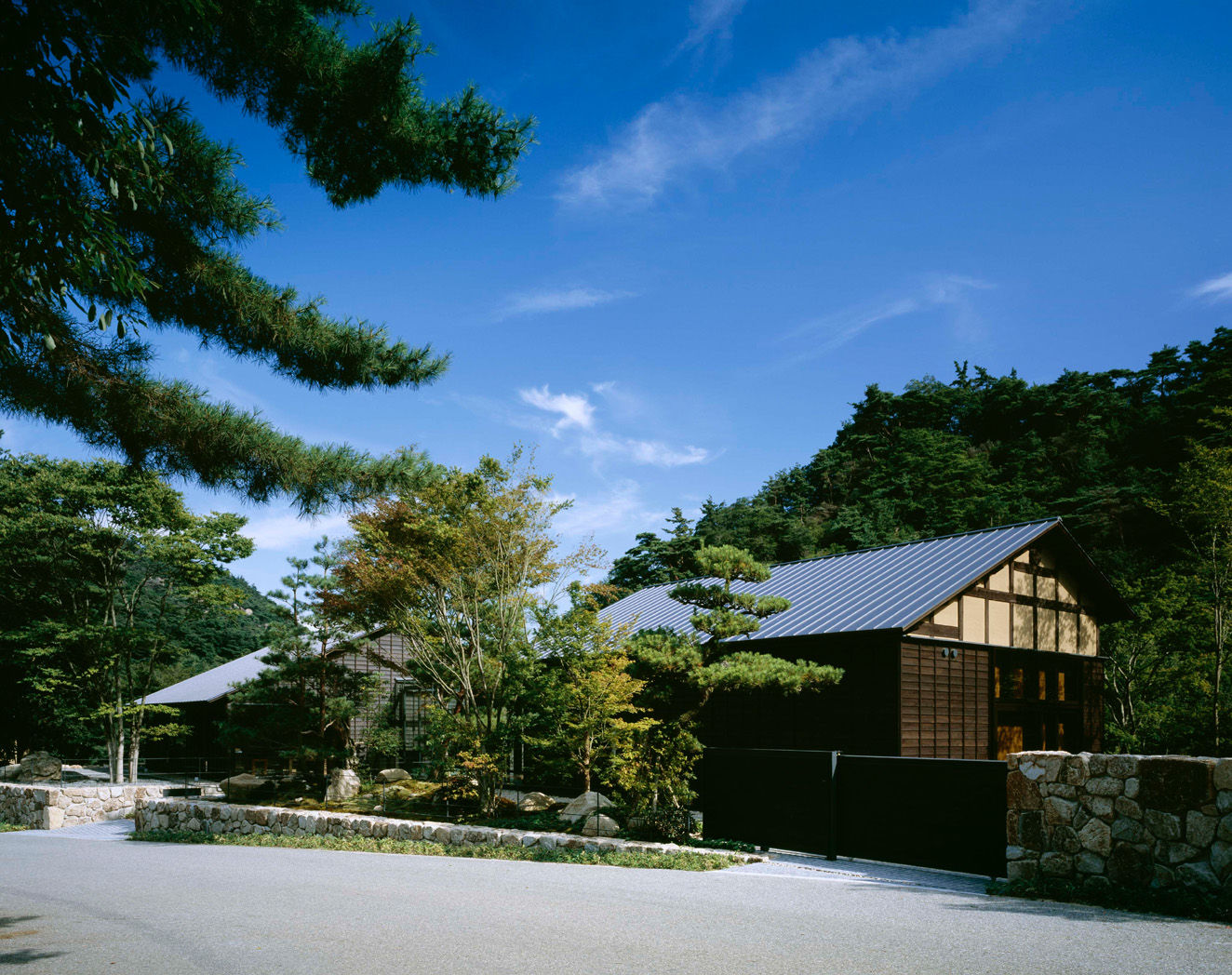 芦屋川むら玄, 株式会社 小林恒建築研究所 株式会社 小林恒建築研究所 Case in stile asiatico