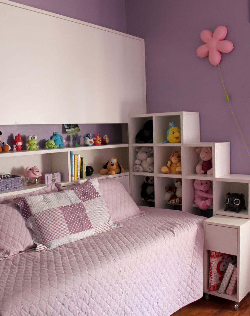 Quarto de mocinha Camila Cortez Quarto infantil moderno MDF Propriedade,Mobiliário,Branco,Prateleira,Estante,Roxa,Prateleiras,Têxtil,Almofada,Design de interiores