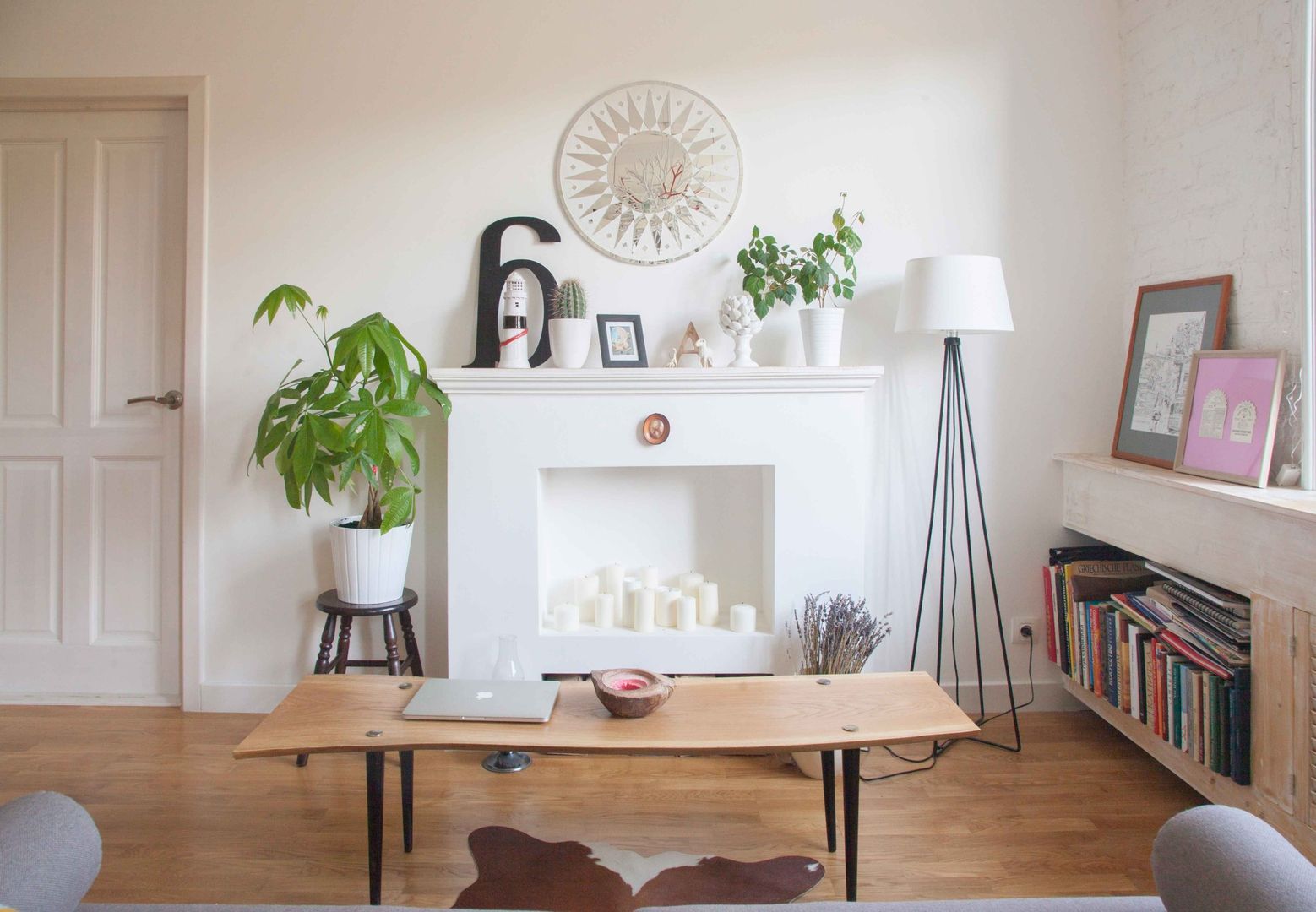 Дизайн квартиры в скандинавском стиле, Mebius Group Mebius Group Scandinavian style living room