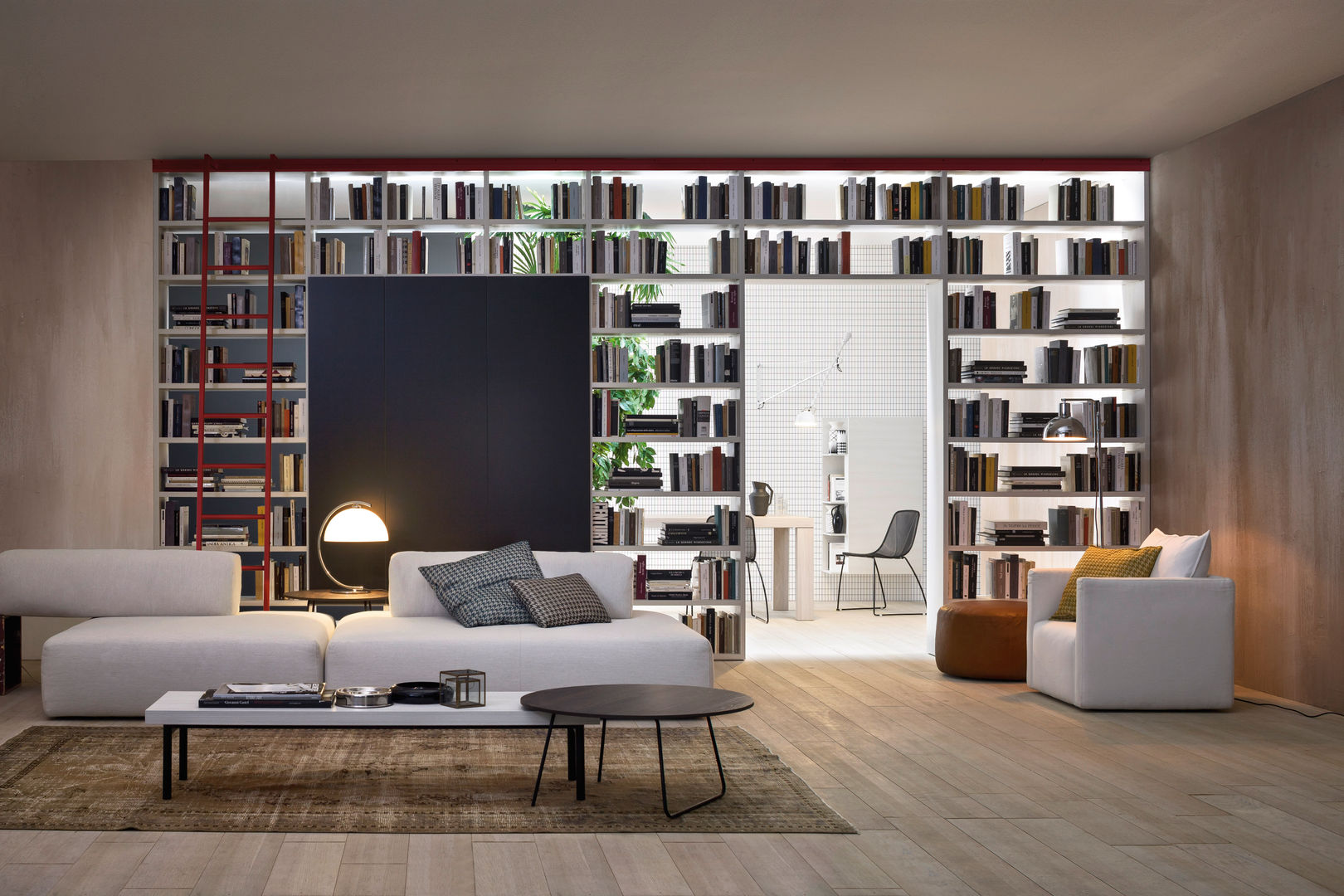 Wunderschöne Design Bücherregale, Livarea Livarea Ruang Keluarga Modern Shelves